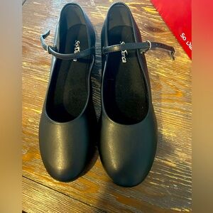 Woman’s new black So Danca character shoes with strap.Size 8.5. Fits like a 7.5.
